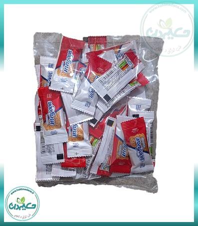 شکلات کنجدی میگون